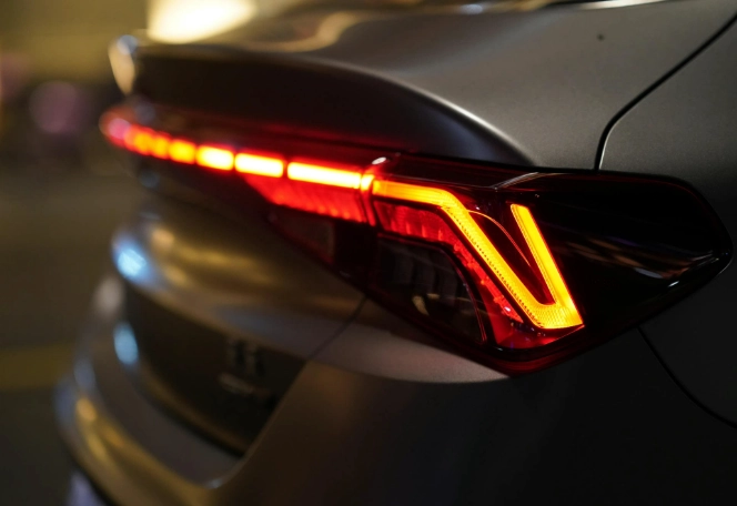 tail light bulb replacement