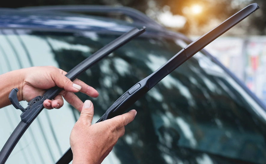 when to replace windshield wipers