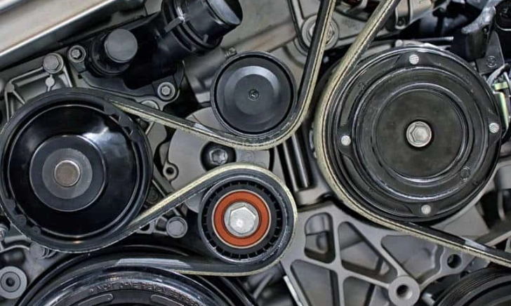 bad serpentine belt symptoms