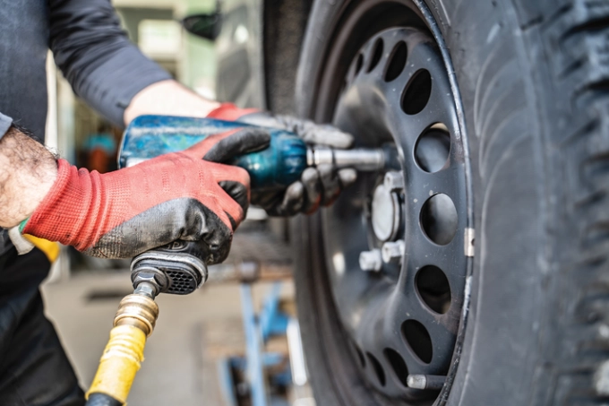 how to fix a flat tire how to fix a flat tire