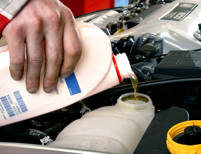 Radiator flush chemical