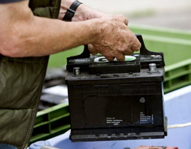 how much to replace car battery