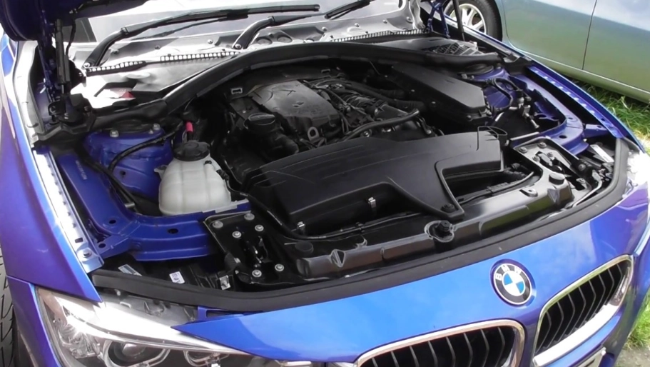 Brake fluid flush BMW