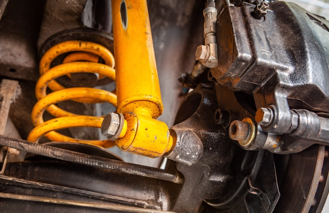 when to replace shocks and struts