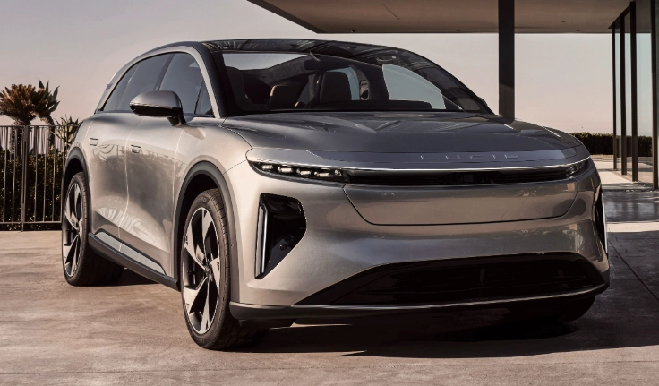 lucid gravity interior space