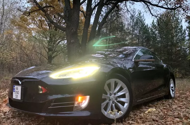 used Tesla Model S 75D