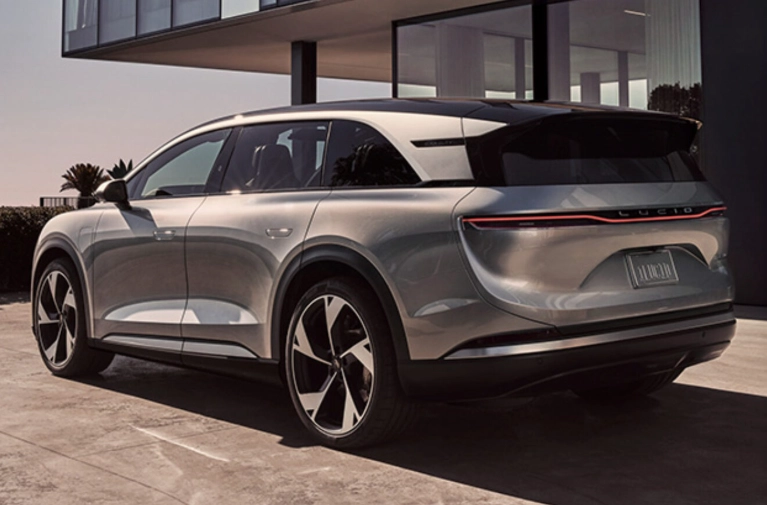 lucid gravity interior space