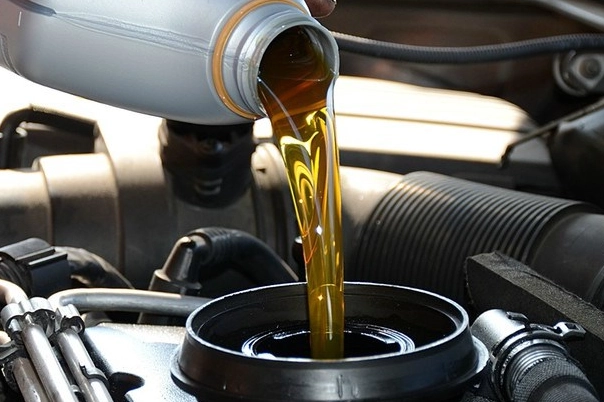 engine oil functions