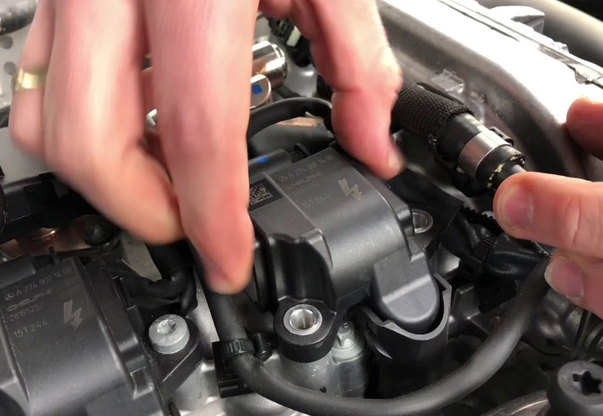 Spark plug replacement DIY